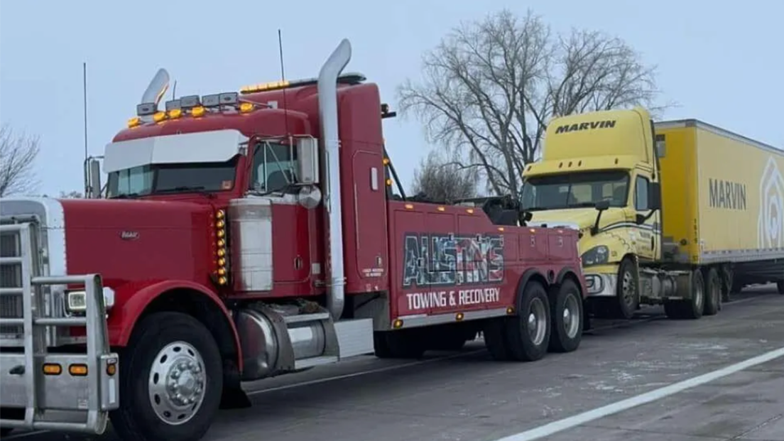 18-Wheeler Breakdowns on I-94: What Drivers Should Do Before the Tow Arrives