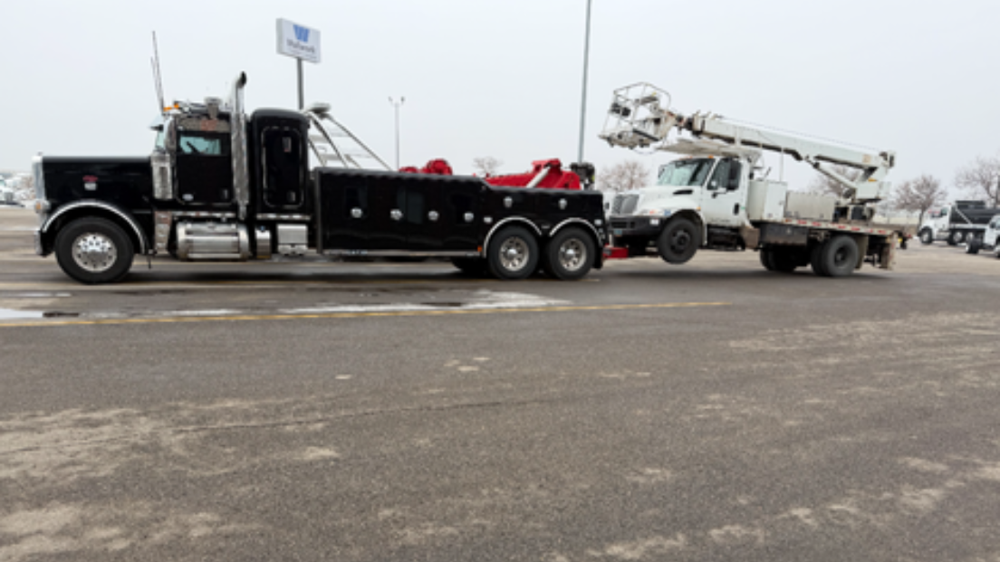 Heavy-Duty Towing Near Me: What to Look For Before You Call